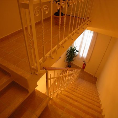 Guest House Roma Πράτο Εξωτερικό φωτογραφία