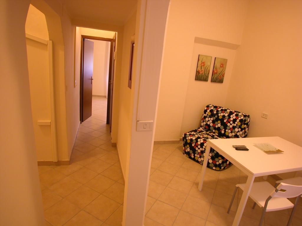 Guest House Roma Πράτο Δωμάτιο φωτογραφία