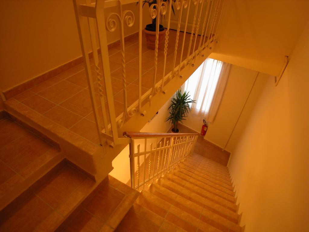 Guest House Roma Πράτο Εξωτερικό φωτογραφία
