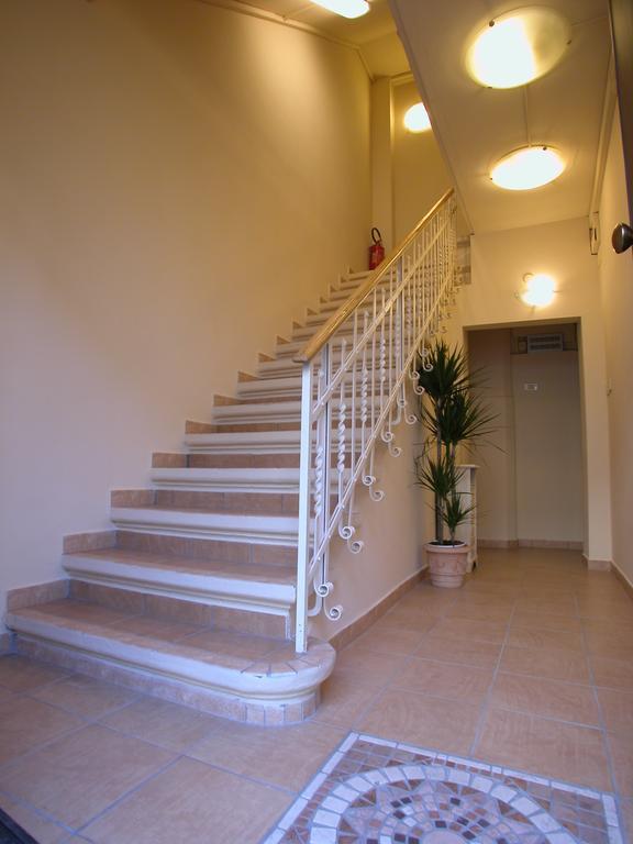 Guest House Roma Πράτο Εξωτερικό φωτογραφία